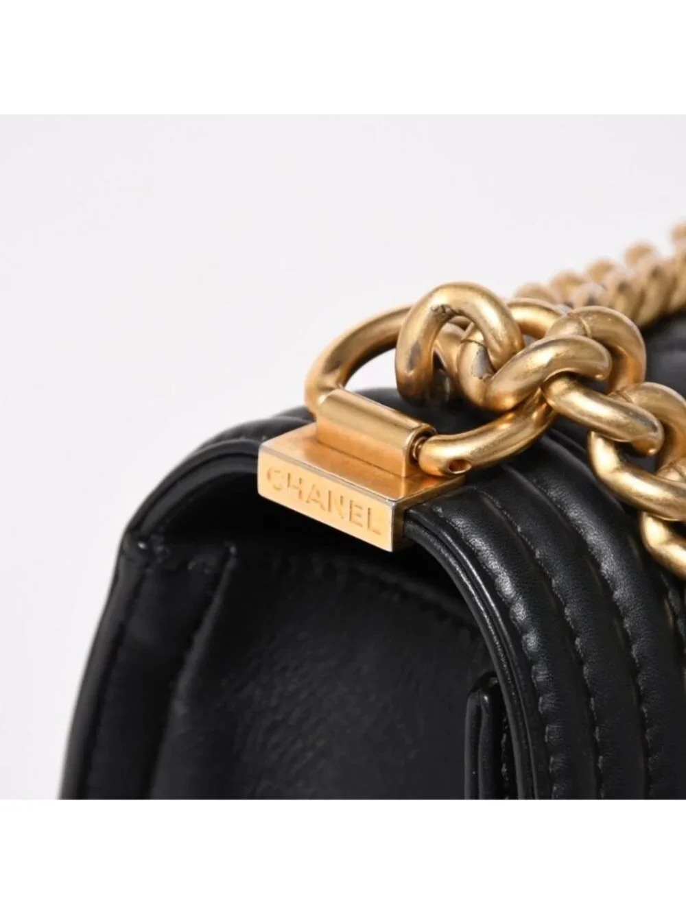 Chanel Boy 25 Chain Shoulder Bag Base CC Logo Lambskin Black